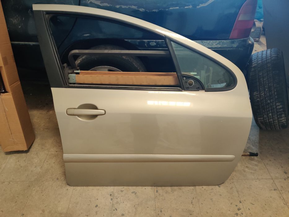 Peugeot 307 porta frente esquerda