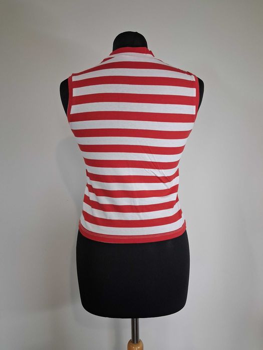 Bluzka w biało - czerwone paski