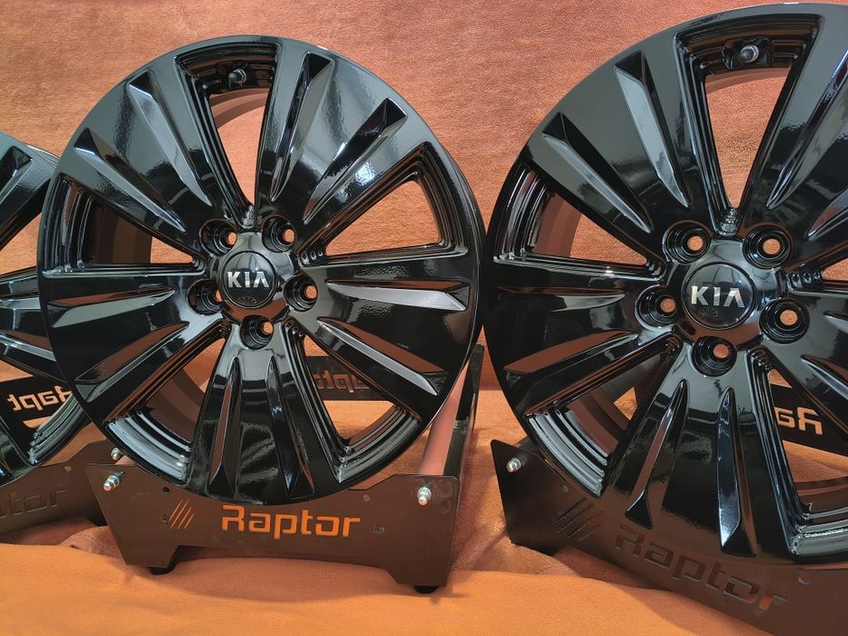 Felgi aluminiowe 18 ' 5x114,3 Kia -Czarny połysk -