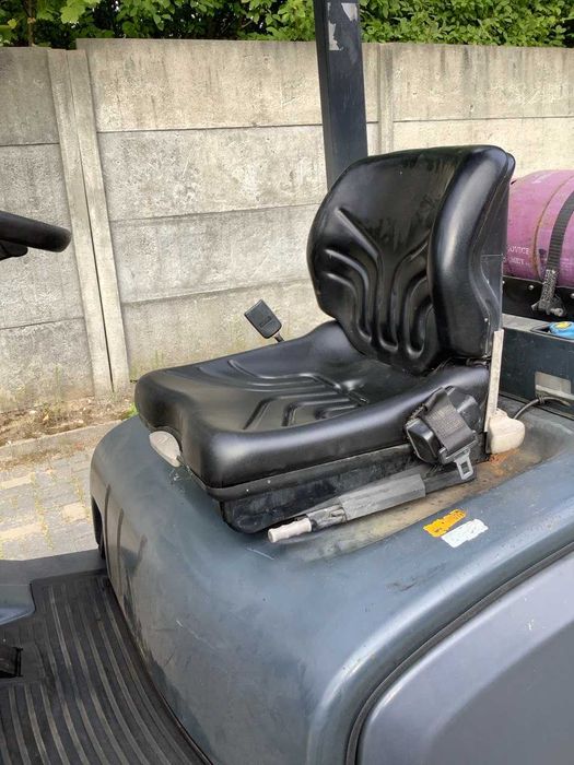 Jungheinrich TFG425 LPG – 2,5 t, Triplex 4,7 m, niski 2,15 m