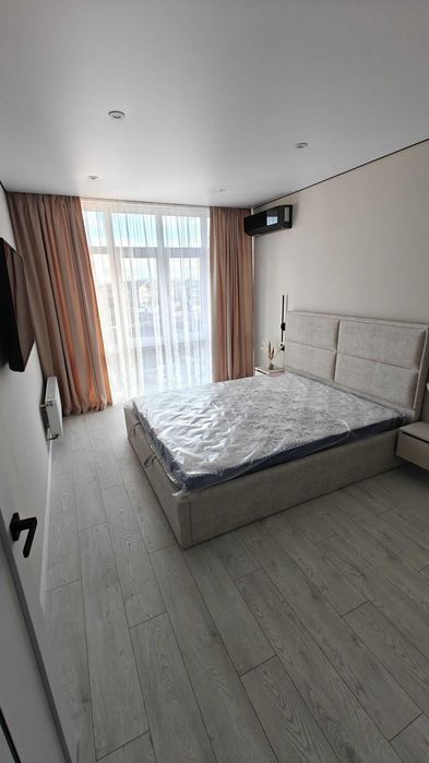 Продам 1 кімнатную квартіру ЖК Оранж Пакр