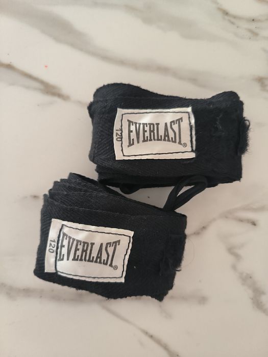 Luvas de boxe Venum Challenger 2.0 14oz (oferta bandagens Everlast 120)