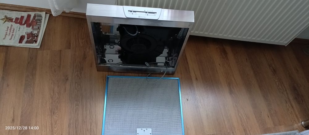 Okap pochłaniacz kuchenny podszafkowy