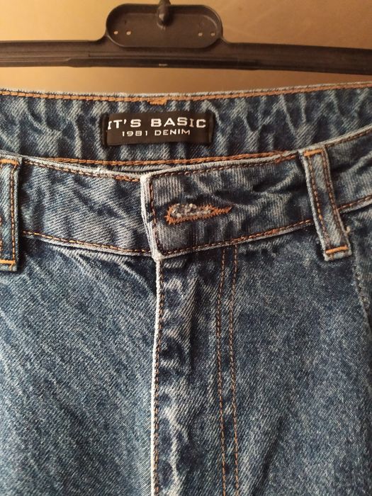 Джинси мом нові,гарна якість.Виробник Туреччина.