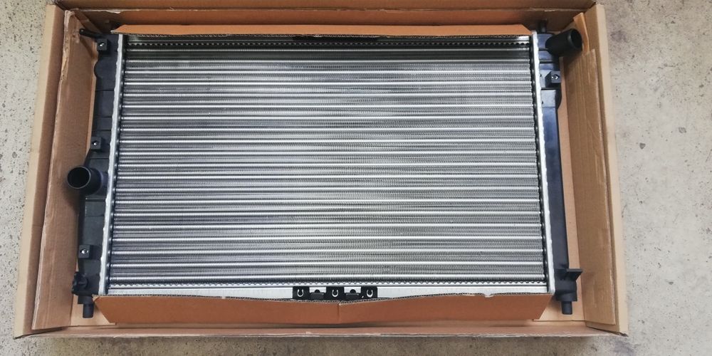 Radiador CHEVROLET - DAEWOO Thermotec D70018TT NOVO