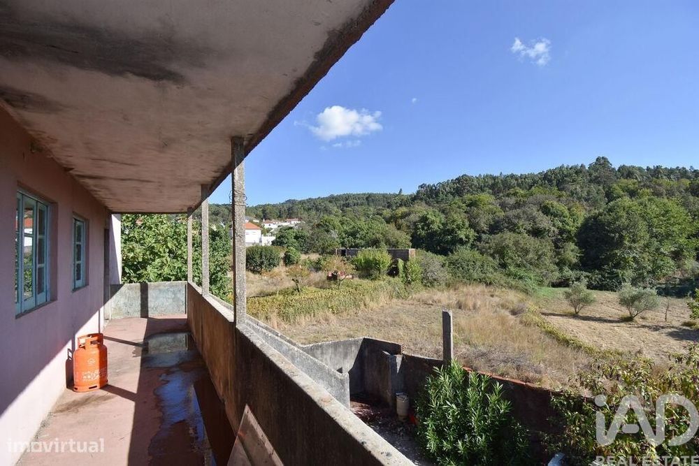 Casa de aldeia T4 em São Miguel, Santa Eufémia e Rabaçal de 140,00 m2