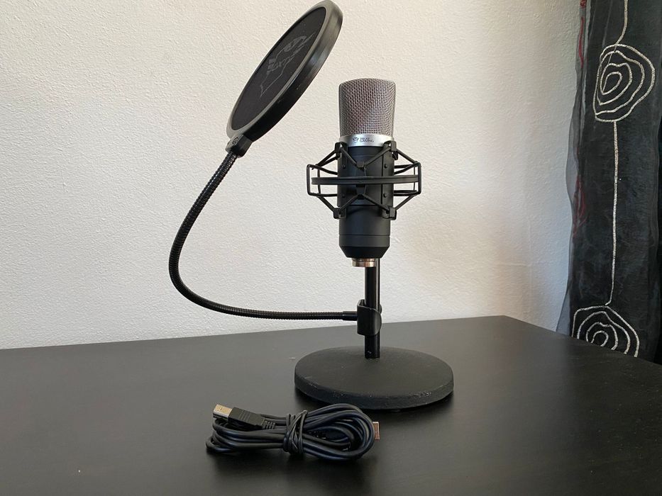 Microfone Trust Emita com Suporte