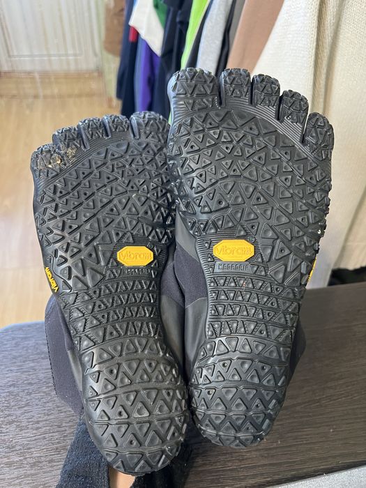 Трекінгові черевики Vibram Five Fingers V-Alpha 44р Оригінал