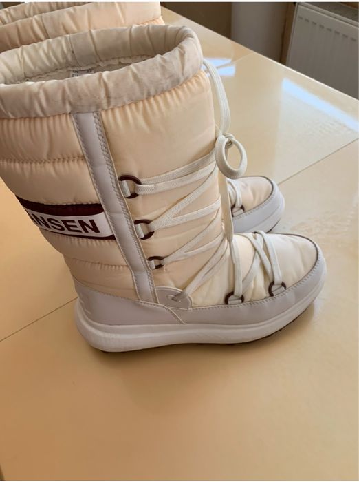 Детские дутики Helly Hansen