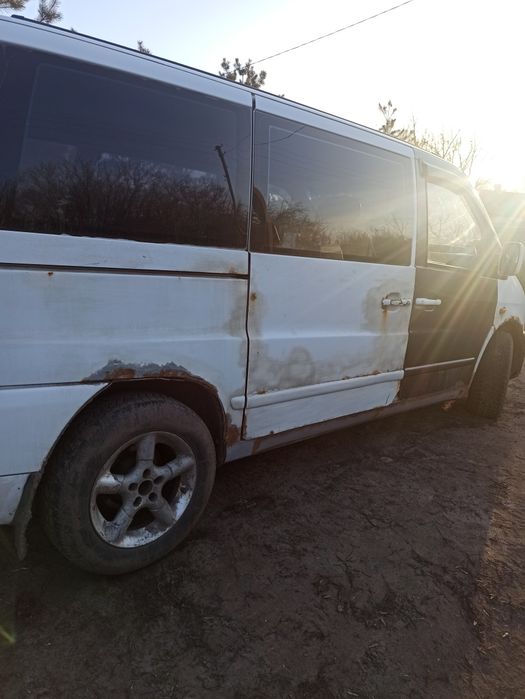 Мерседес віто 638