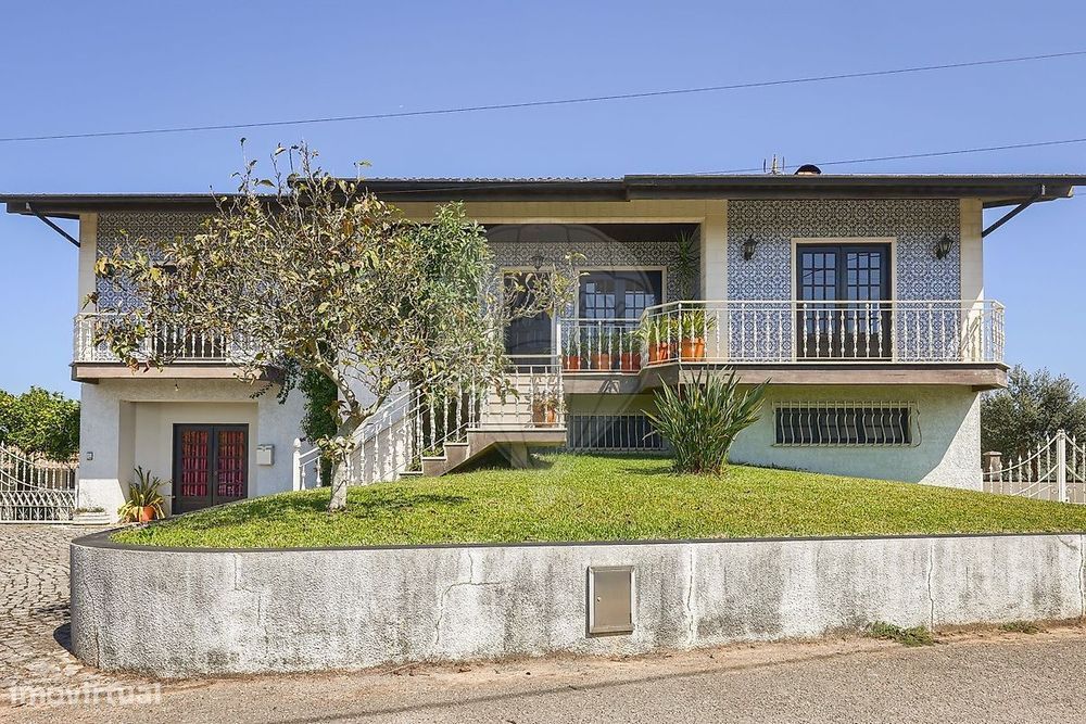 Moradia T3 | Anexo T1 | 628m2 | Lote 2140m2 | 10 min Centro Águeda