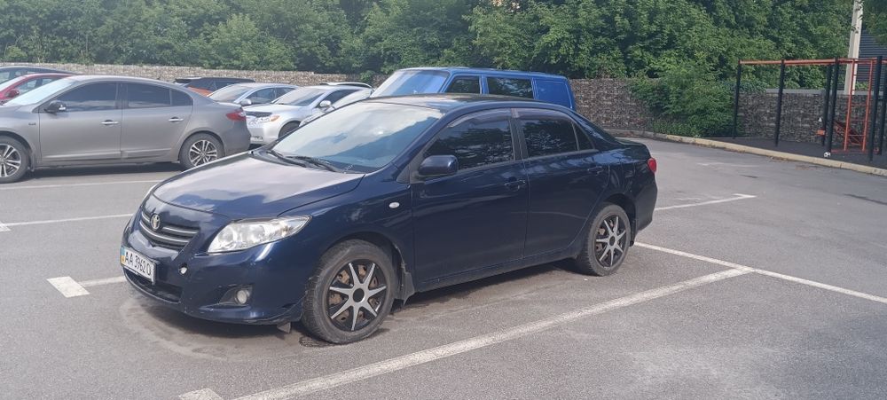 Продам Toyota Corolla