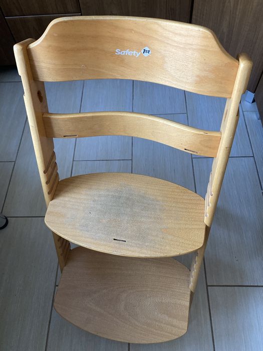 Krzesełko do karmienia małe dziecko