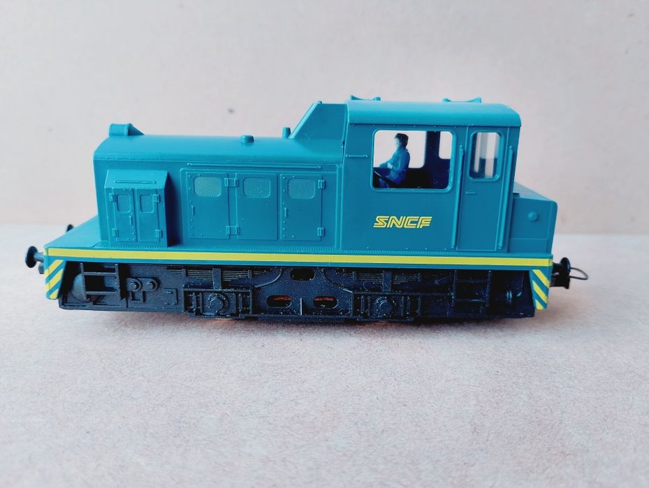Locomotiva diesel  DIGITAL H0 1:87