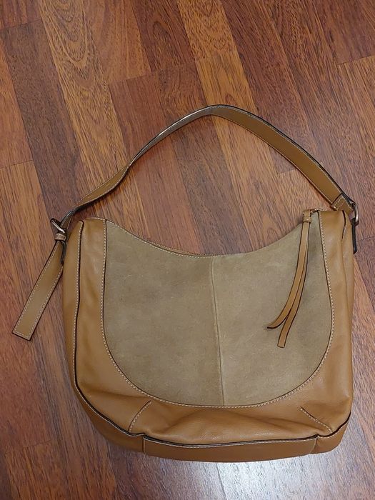 Torebka skórzana Esprit