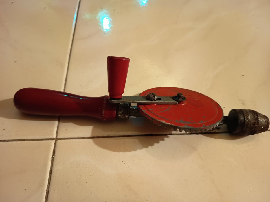 Berbequim manual antigo