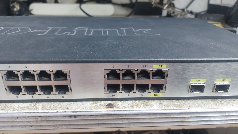 Комутатор D-LINK DSG-1216T