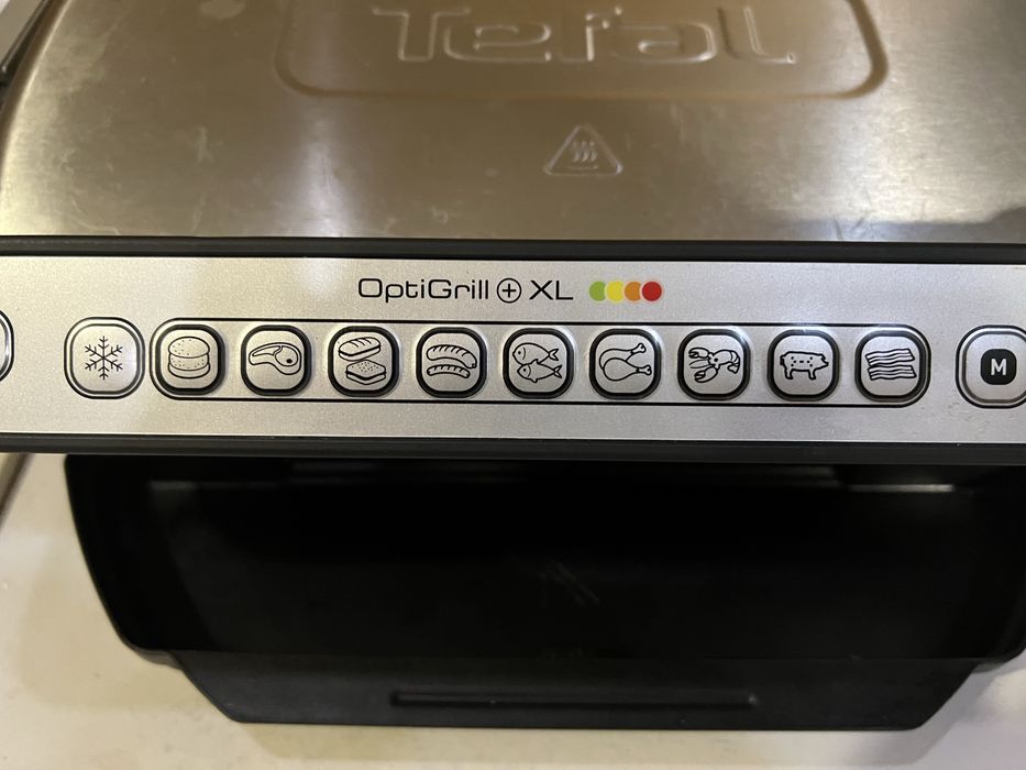 Срочно продам большой электрогриль Tefal Optigrill XL