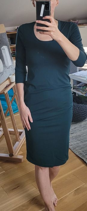 Sukienka w kolorze butelkowym