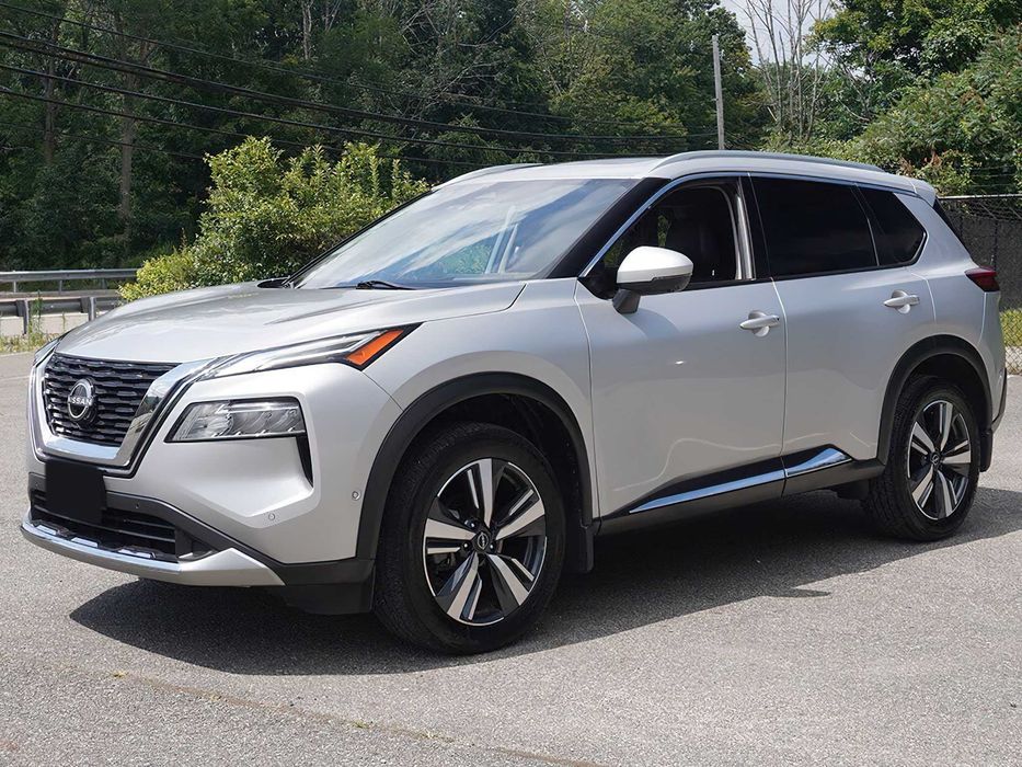 Nissan Rogue      2022