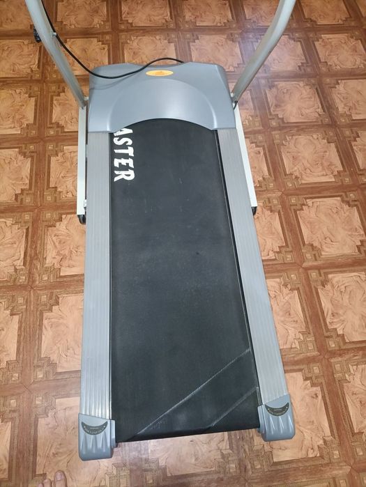 Бігова доріжка Fitness Master 1701, електрична, складана
