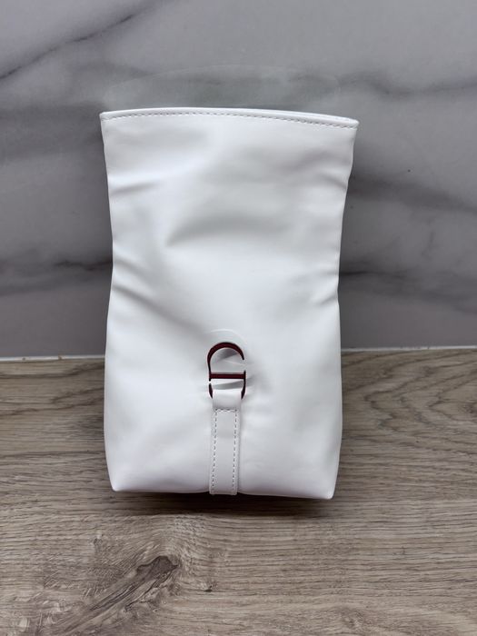 DIOR kosmetyczka biala