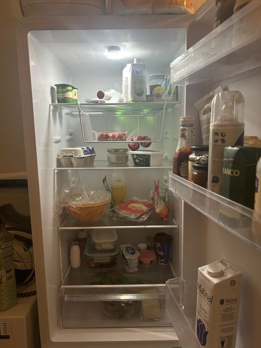 Frigorífico combinado Kunft quase novo