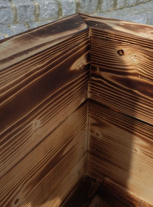 Doniczki drewniane na wymiar