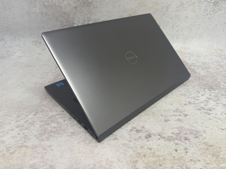 Dell Vostro 5402 / i5-1135G7 4.20 GHz / 8GB RAM / SSD 512GB / FHD 14" / Windows 11