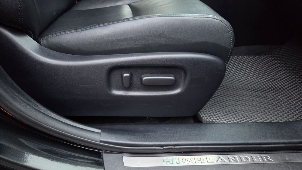 Toyota Highlander 2013