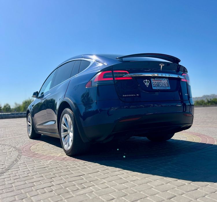 Tesla Model Х Dual Motor