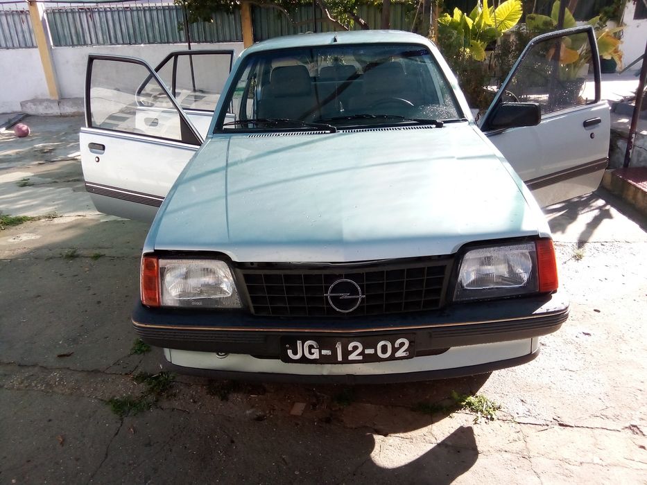 Opel Ascona 1987