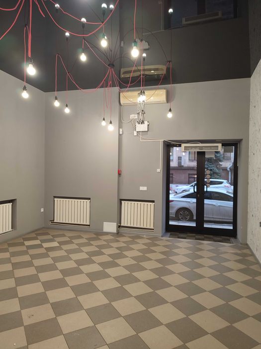 Оренда приміщення 35м2/м.Університет/вул.Свободи