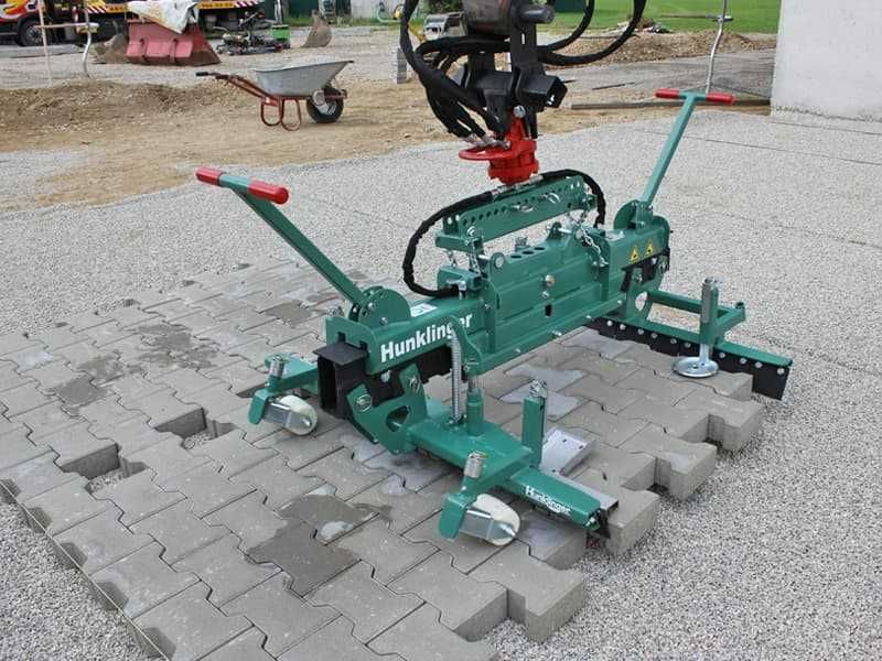 Затискач (захват) тротуарної плитки (бруківка) Hunklinger S400PV