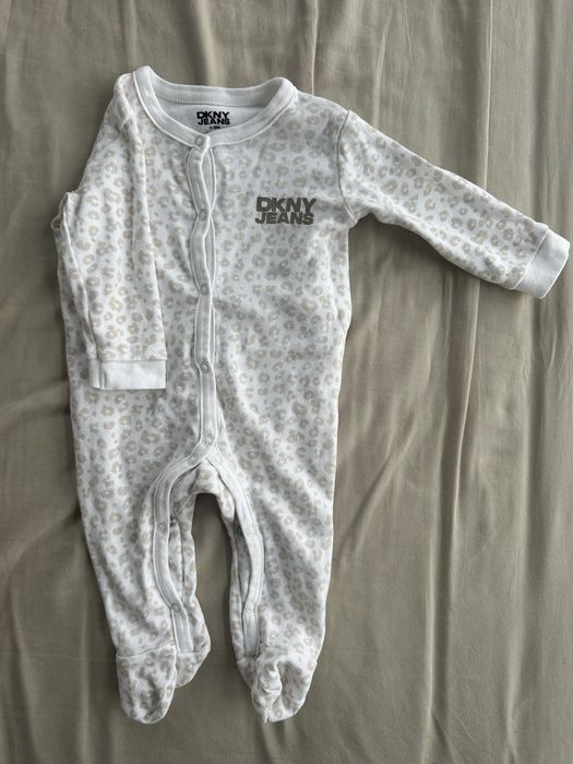 Ubranka premium dla niemowlaka Dkny Gap