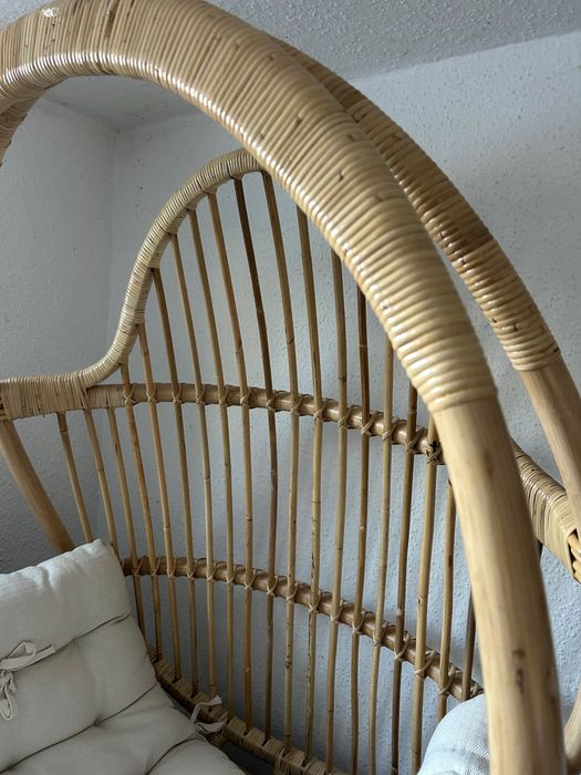 Fotel ratanowy bujany huśtawka