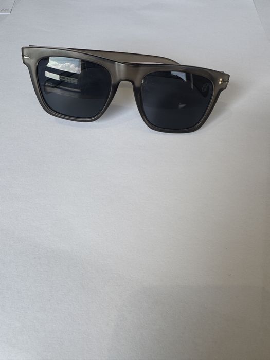 David Beckham oculos escuros cinza