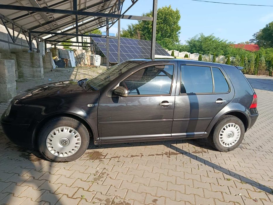 Volswagen Golf4 1.6бензін