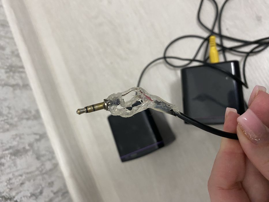 Продам колонки SVEN