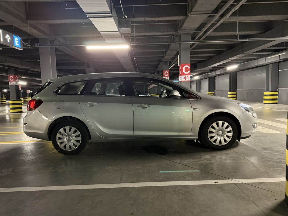 Opel astra рідна фарба