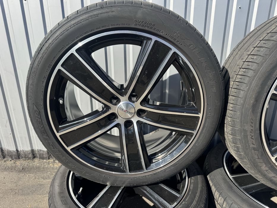 Комплект дисків з літньою резиною 245/45R19