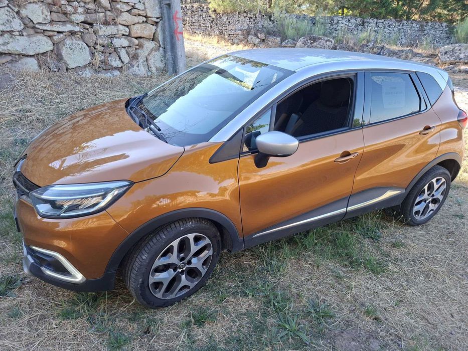 Renault Captur 90cv – 2017 – Gasolina