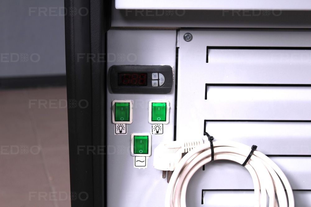 ‼️ТОП‼️ Кондитерская Витирина Б/У "Cold C-G"