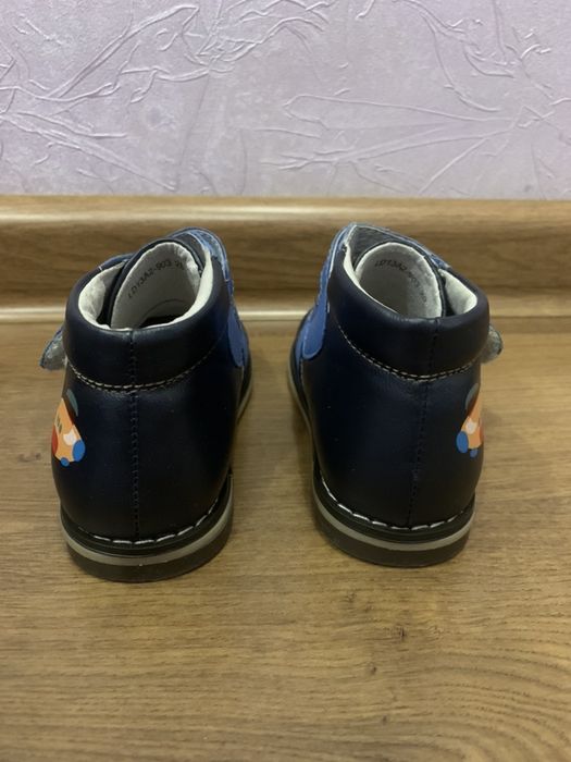 Новые демисезонные ботинки Little Deer p 20