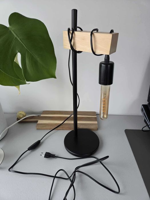 Lampa na biurko loftowa