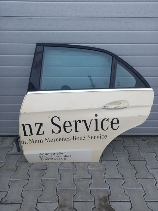 Дверка двері дверь задня ліва Mercedes e-class w212 седан рестайлінг