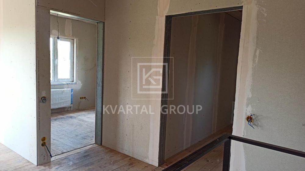 Продаж / Будинок / Київська, Вишеград