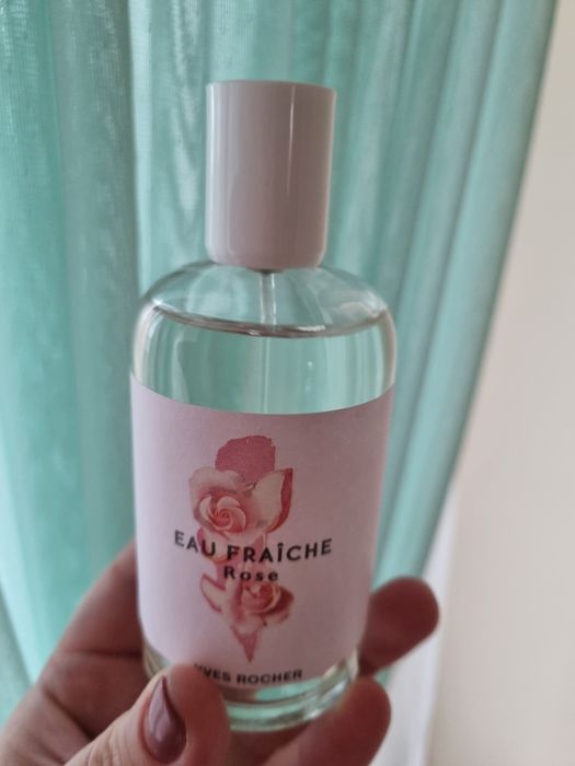 Woda toaletowa Róża Yves Rocher+GRATIS!