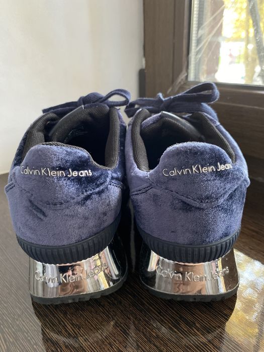 Снікерси,кросівки,туфлі, на високій підошві, Calvin Klein 38
