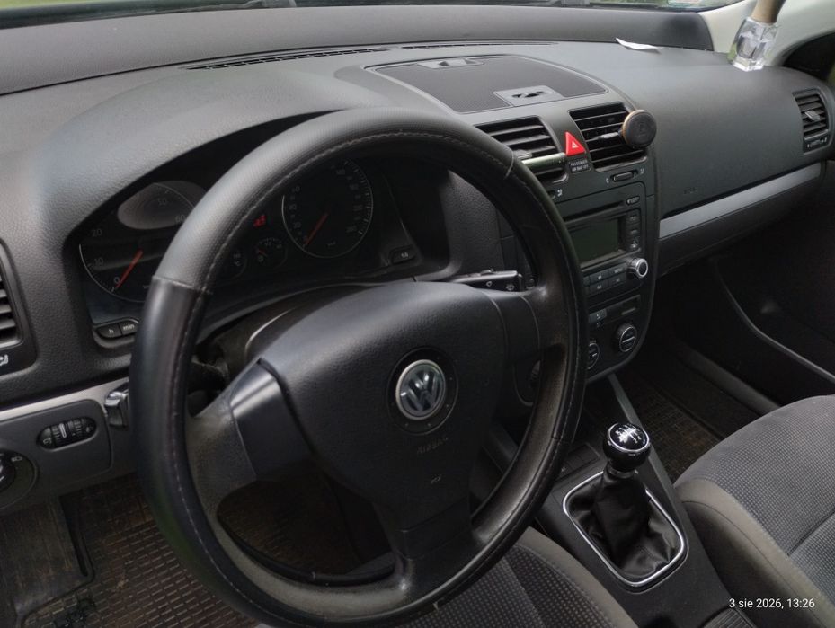 VW Jetta 2006, 1.6 MPI
